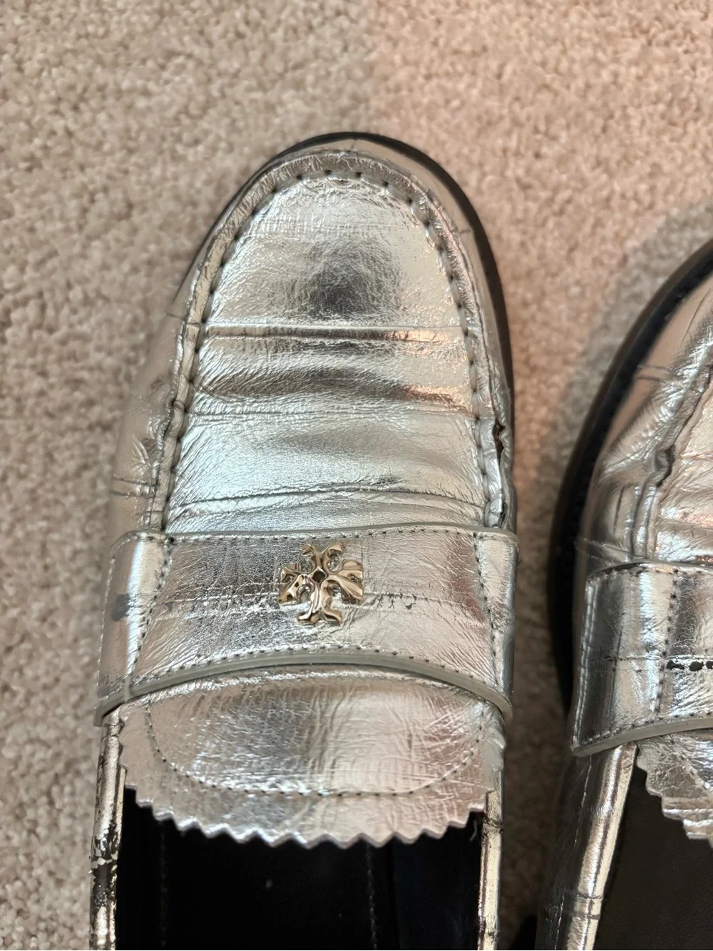 Tory Burch Silver Loafer, size 6.5